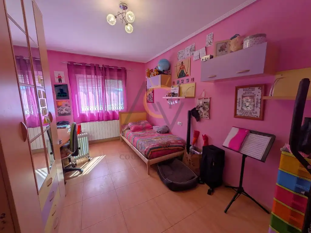 Casa amb jardí en venda a Avenida Castilla De, imagen 16