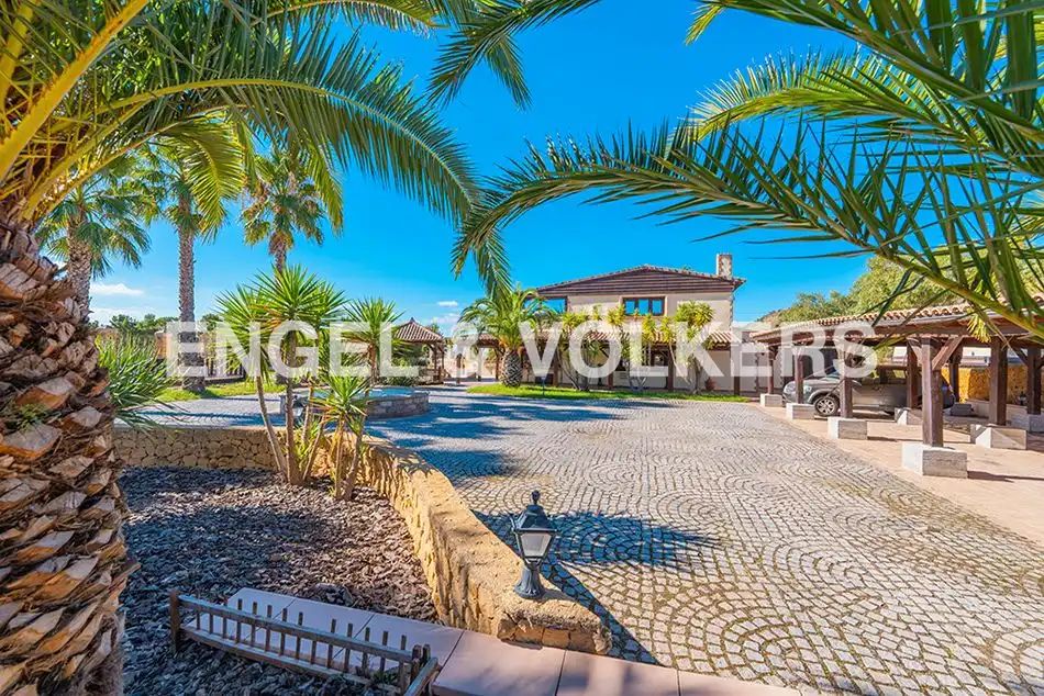 Exterior view of Houses for sale in Aigües  with Air Conditioner, Private garden and Terrace