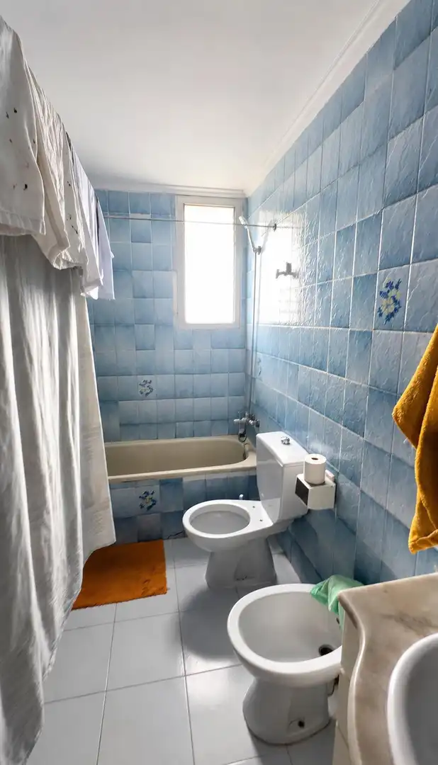 Bathroom of Ground floor for sale in Valencia