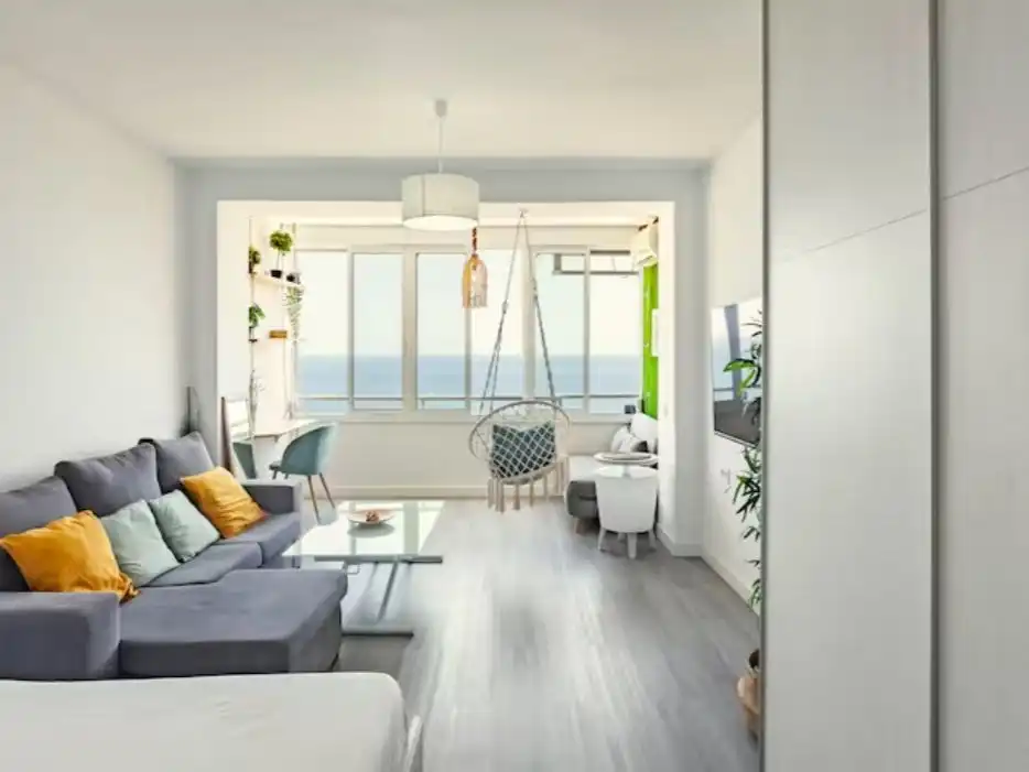 Wohnzimmer von Wohnung zur Miete in Roquetas de Mar mit Klimaanlage und Balkon
