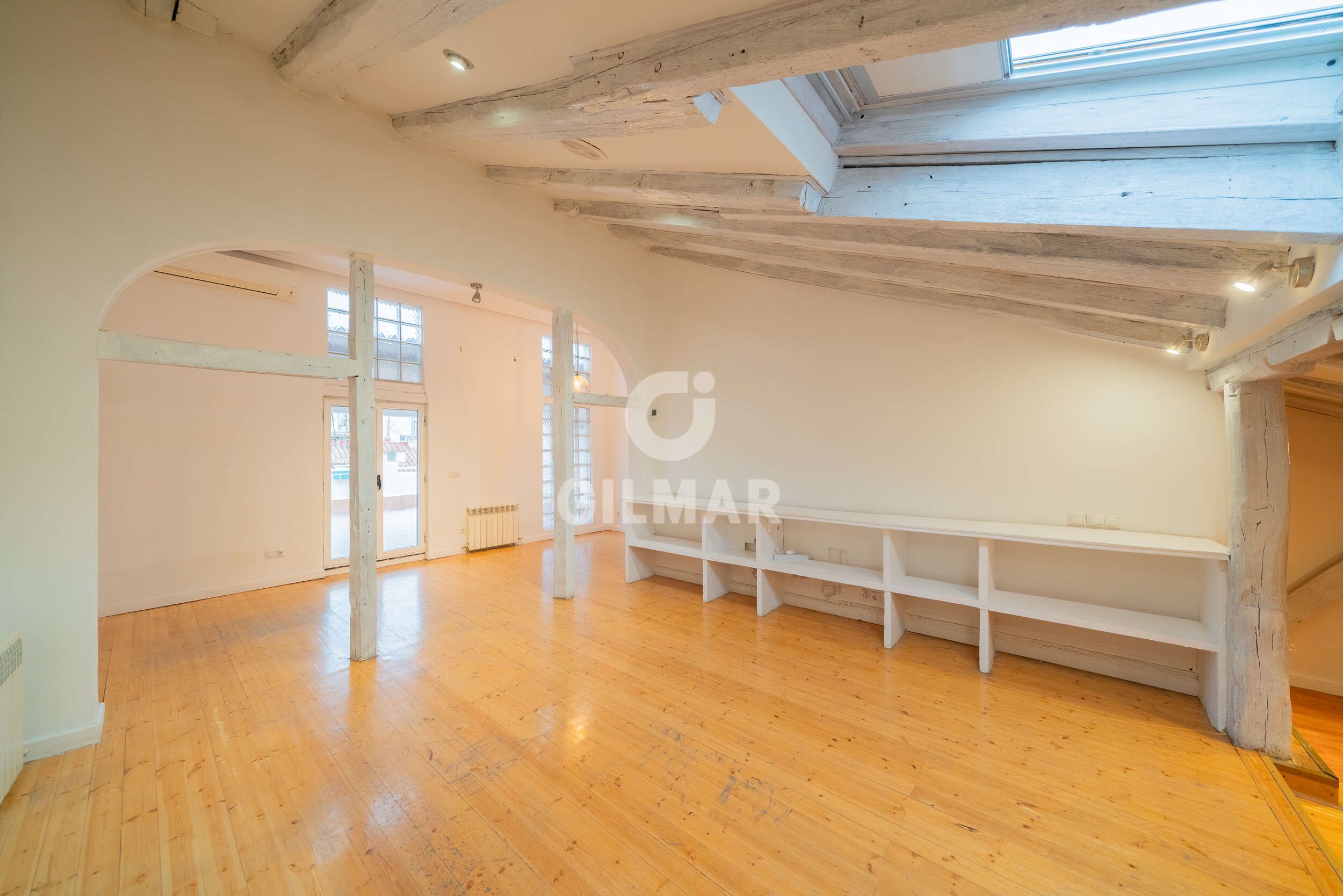 Duplex for sale in  Madrid Capital  with Heating and Balcony