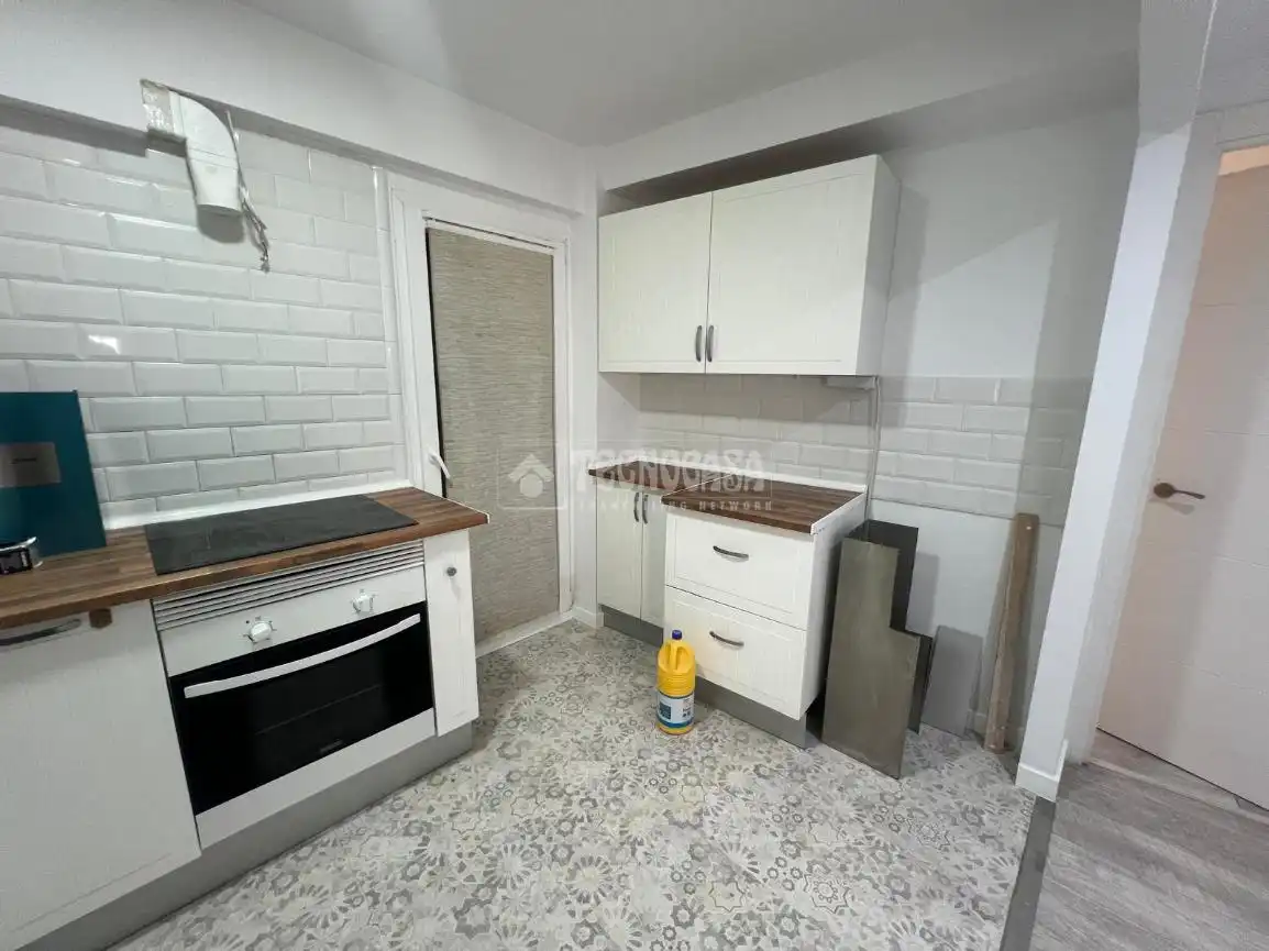 Kitchen of Flat for sale in Zaragoza  with Heating and Terrace
