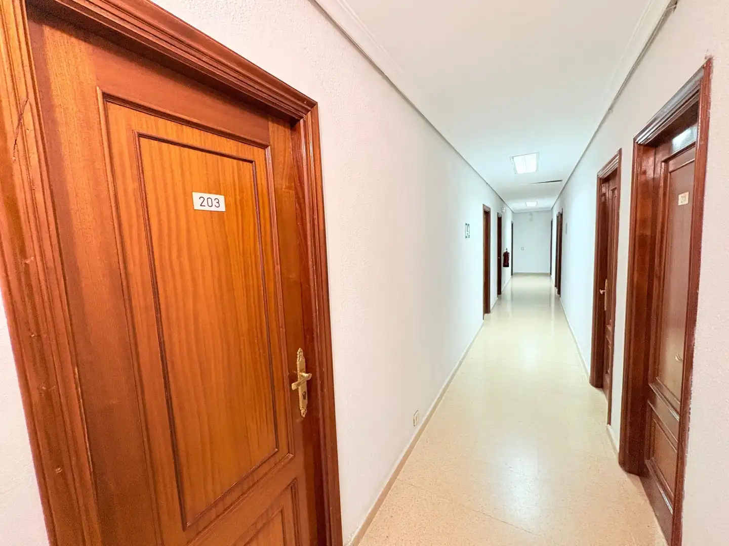Gebäude zum Verkauf in Carracedelo