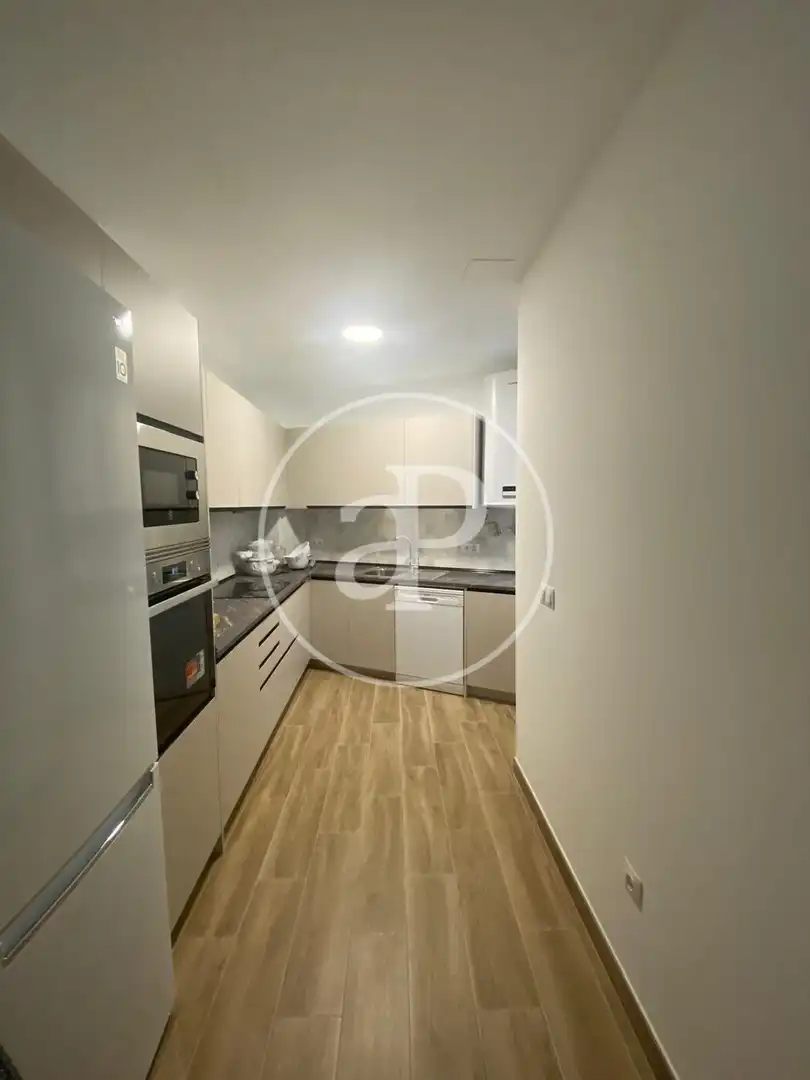 Cocina de Piso de alquiler en Valencia con Aire acondicionado, Calefacción y Amueblado
