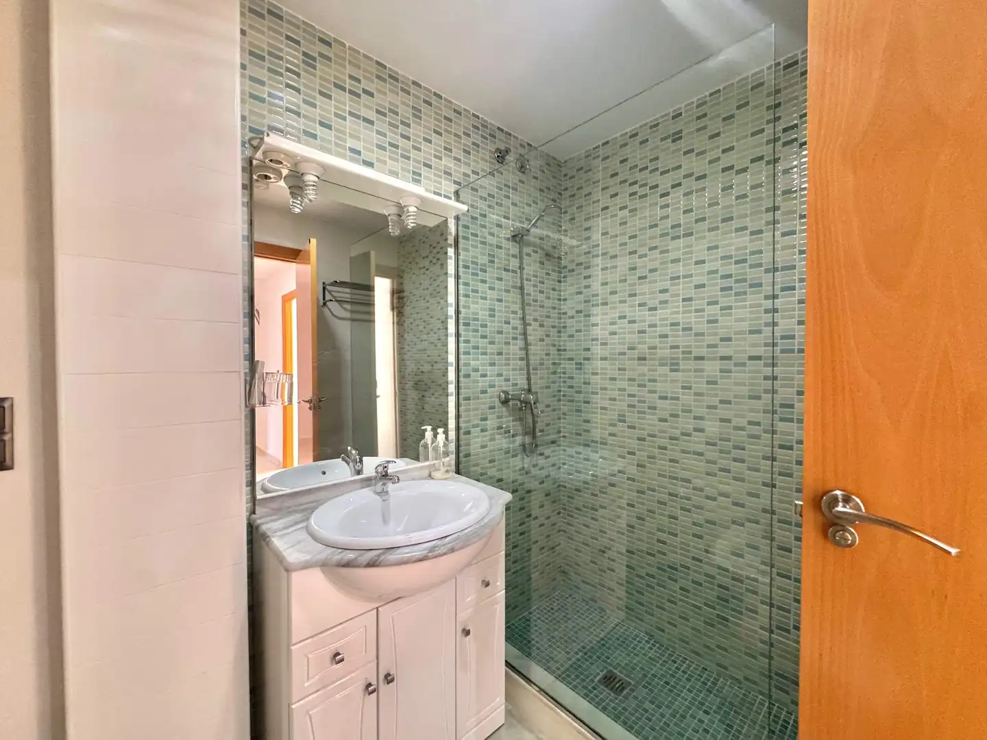 Baño de Casa adosada en venta en Almoines con Aire acondicionado, Terraza y Balcón