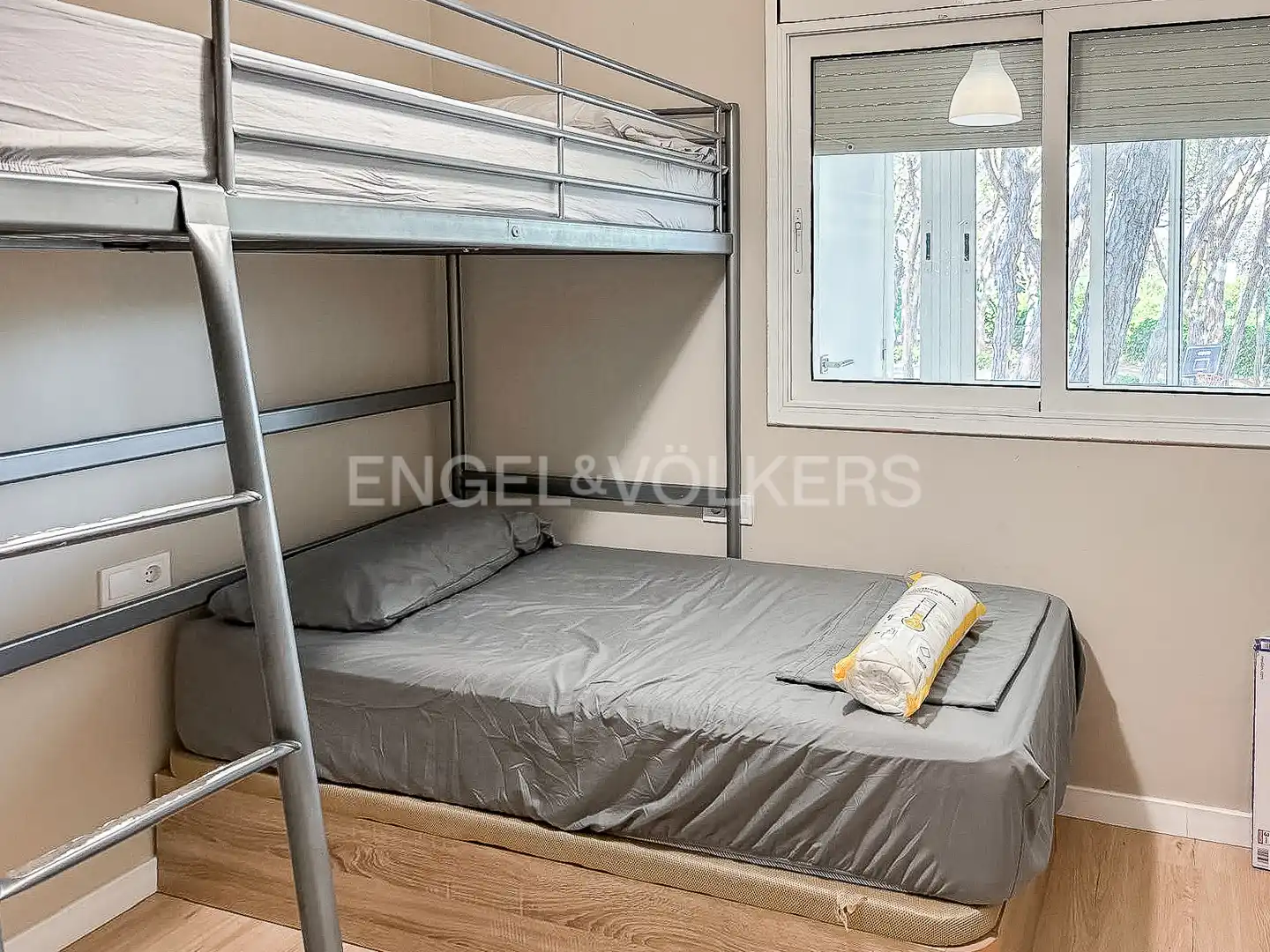 Bedroom of Flat for rent in Gavà  with Air Conditioner, Heating and Private garden
