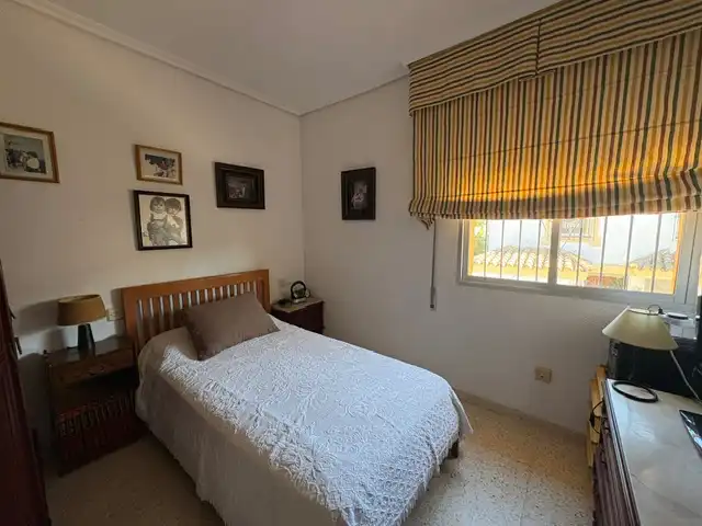 Habitación de Casa o chalet en venta en Algeciras con Aire acondicionado, Jardín privado y Terraza