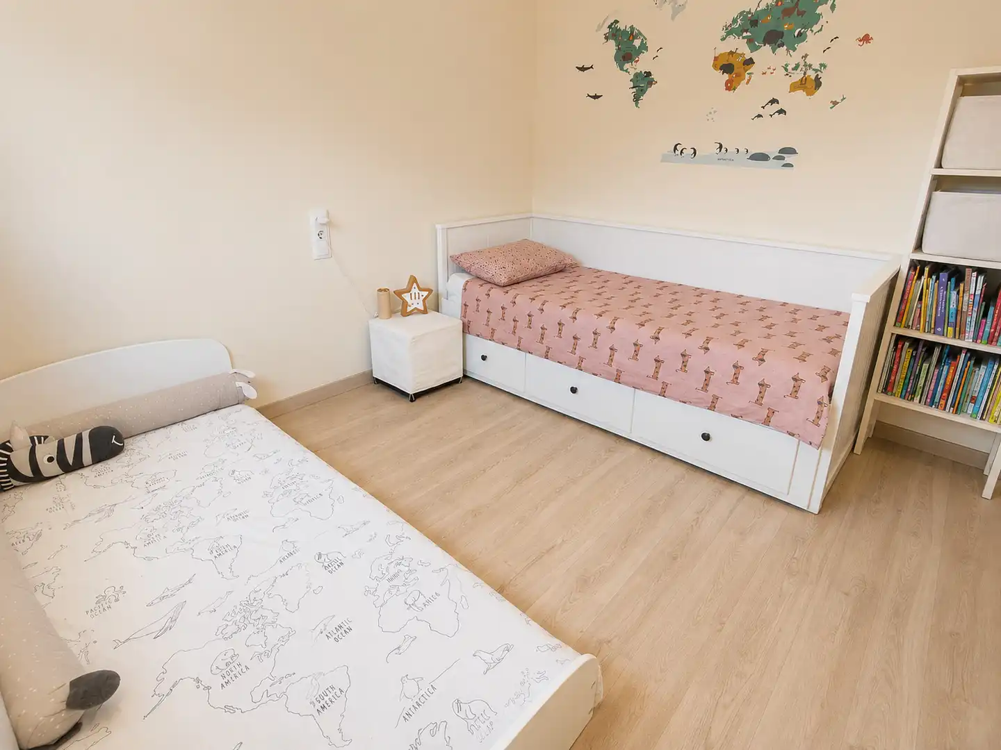 Bedroom of Duplexes for sale in Montcada i Reixac  with Heating, Parquet flooring and Terrace