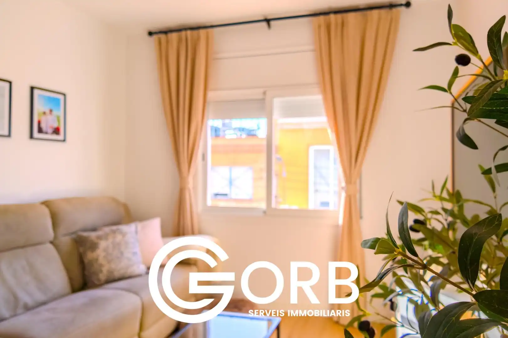 Vista exterior de Piso en venta en Mataró con Aire acondicionado, Calefacción y Terraza