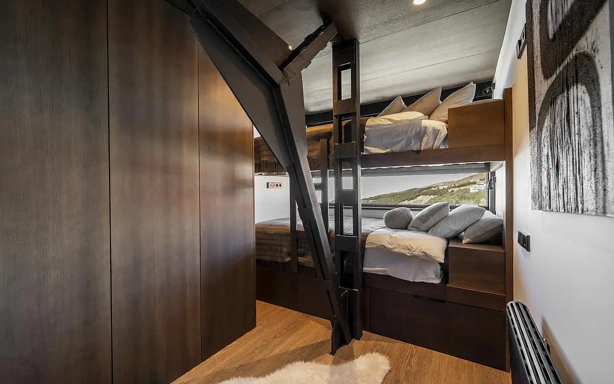 Habitación de Ático en venta en Alfarnate con Aire acondicionado