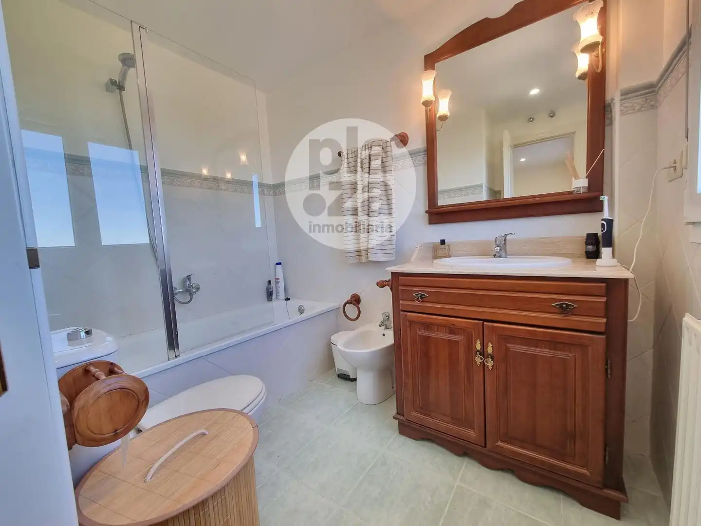 Bathroom of Detached homes for sale in Carcedo de Burgos  with Heating, Private garden and Terrace