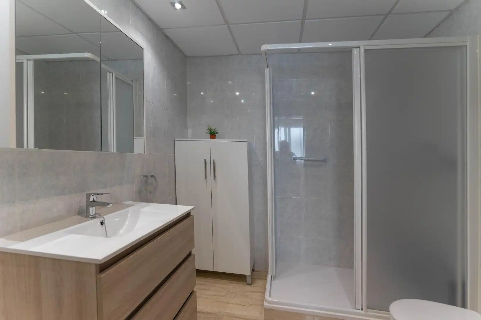 Bathroom of Flat for rent in Alhaurín El Grande  with Air Conditioner, Heating and Furnished