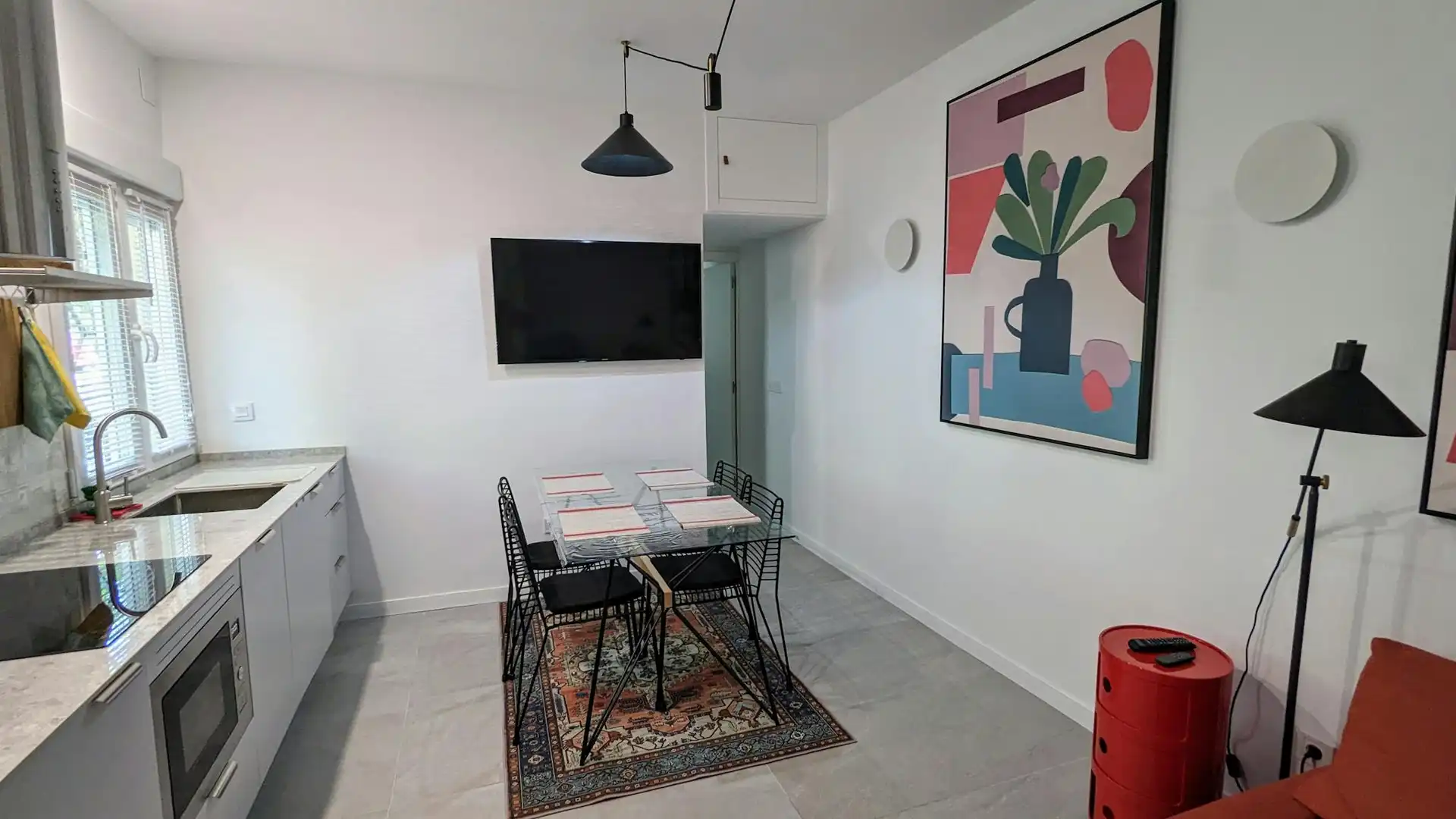 Dining room of Flat for rent in Madrid  with Air Conditioner, Heating and Furnished