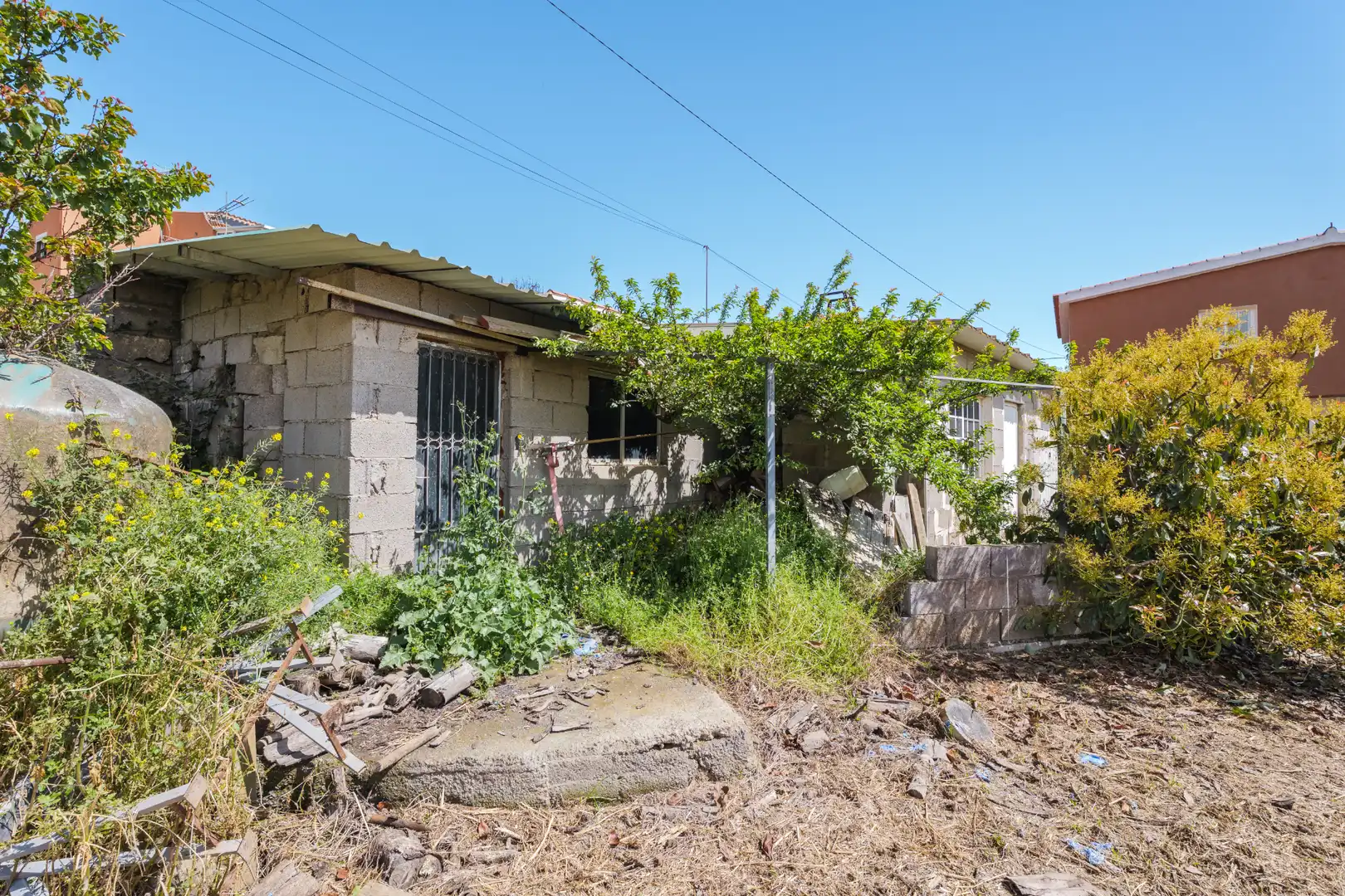 Vista exterior de Casa o xalet en venda en El Rosario amb Jardí privat, Terrassa i Forn