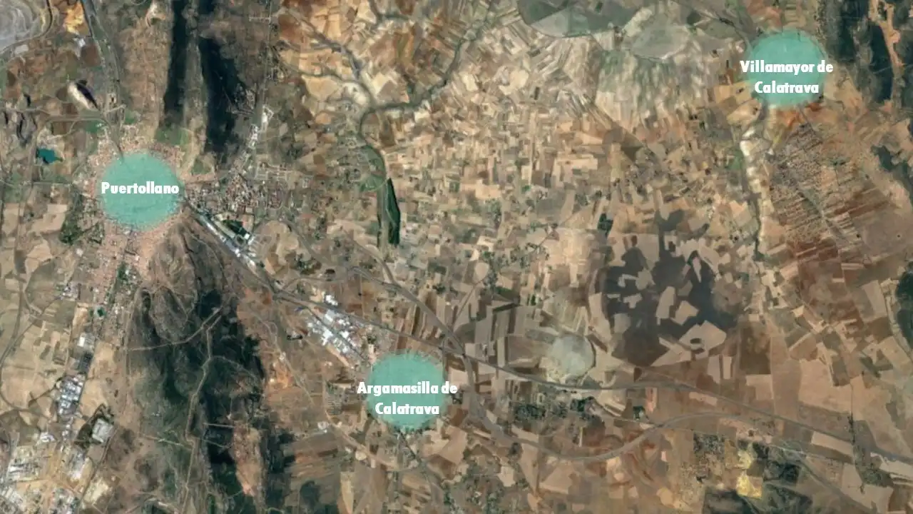 Rustikales Grundstück zum Verkauf in C/ Hernán Cortés, imagen 5