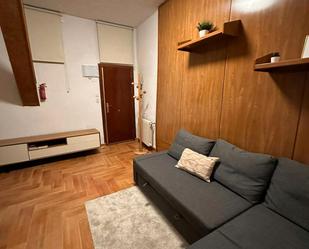 Flat to rent in Calle de María de Guzmán, Ríos Rosas - Nuevos Ministerios