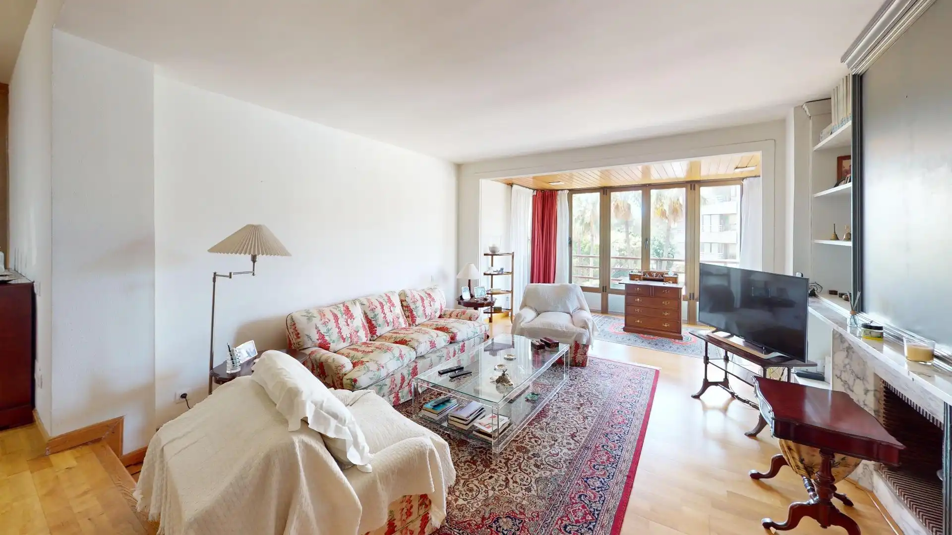 Sala d'estar de Pis en venda en  Palma de Mallorca amb Aire condicionat, Jardí privat i Parquet