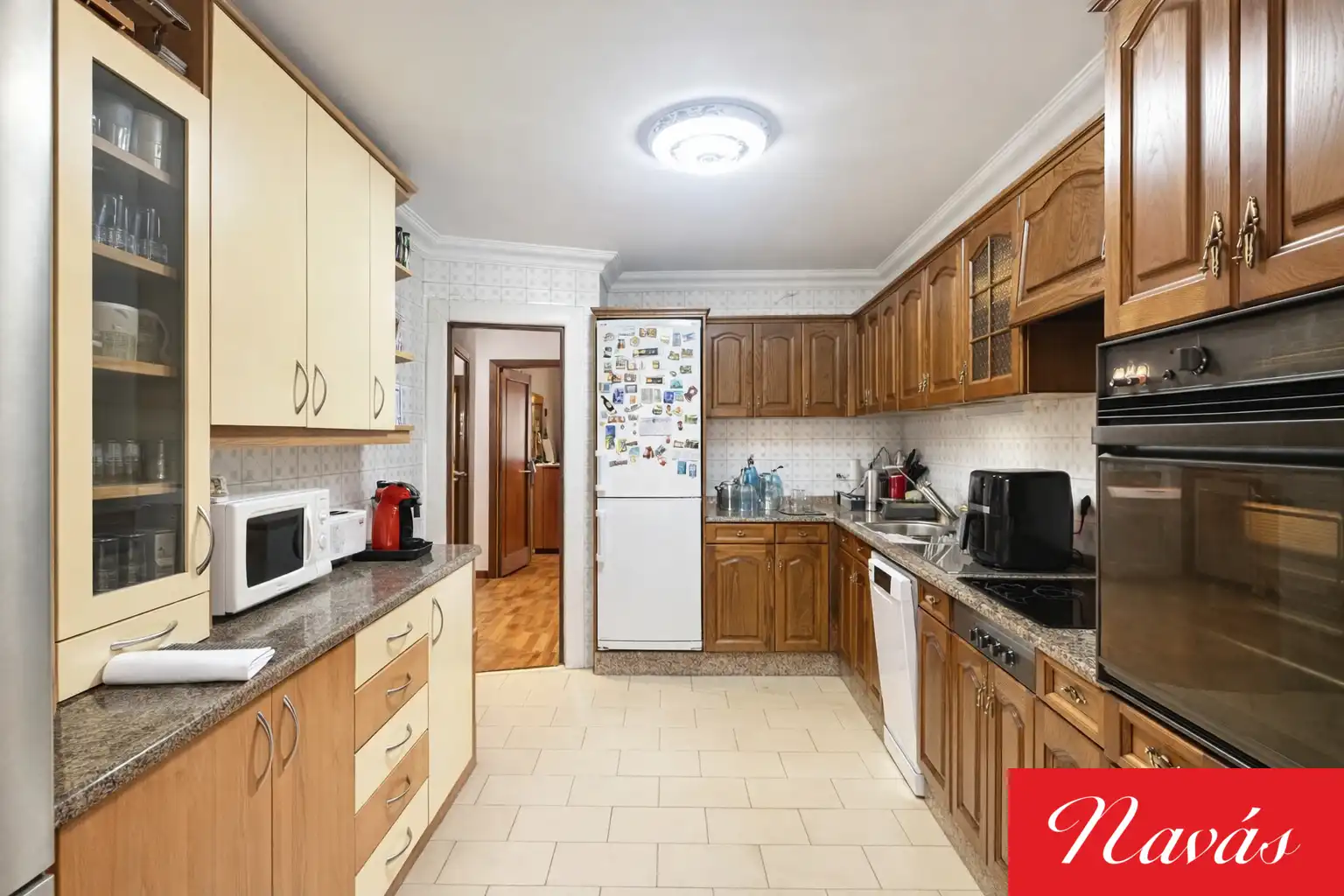 Kitchen of Flat for sale in Vigo   with Heating, Parquet flooring and Storage room