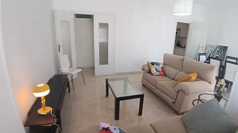 Foto 2 de Piso de alquiler en Pintor Villacis, La Catedral, Murcia Capital