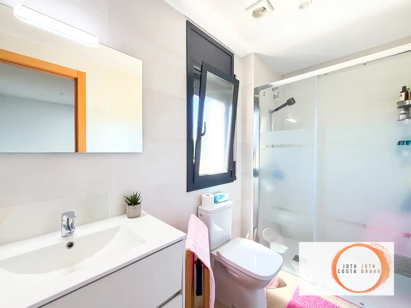 House with terrace for sale in Carrer Girona 16, imagen 18