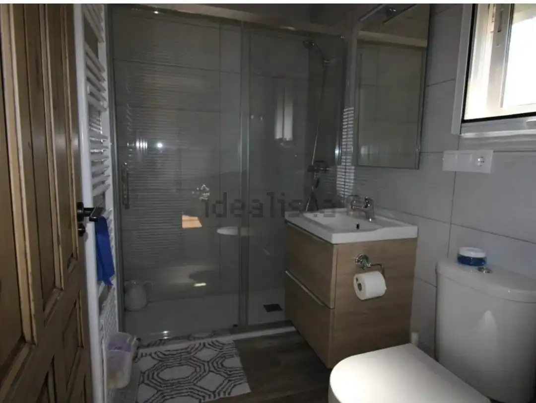 Baño de Casa o chalet en venta en Jacarilla con Jardín privado, Terraza y Piscina