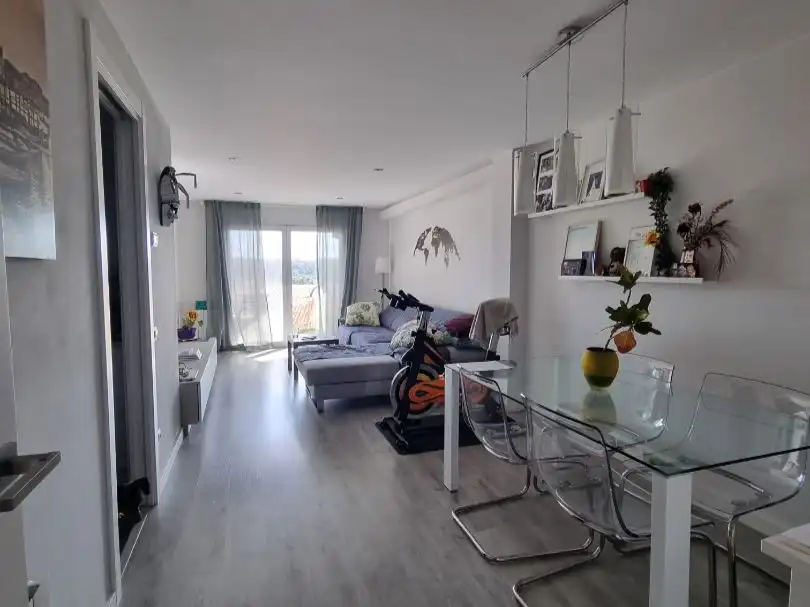 Sala d'estar de Pis en venda en Esparreguera amb Aire condicionat i Balcó