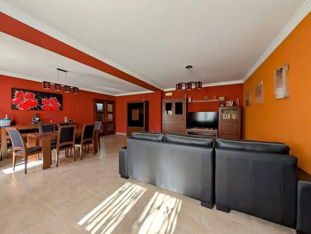 Sala d'estar de Casa o xalet en venda en Loja amb Aire condicionat, Calefacció i Terrassa