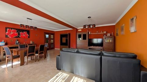 Chalet en venta en Venta Santa Bárbara, 5 dormitorios., imagen 3