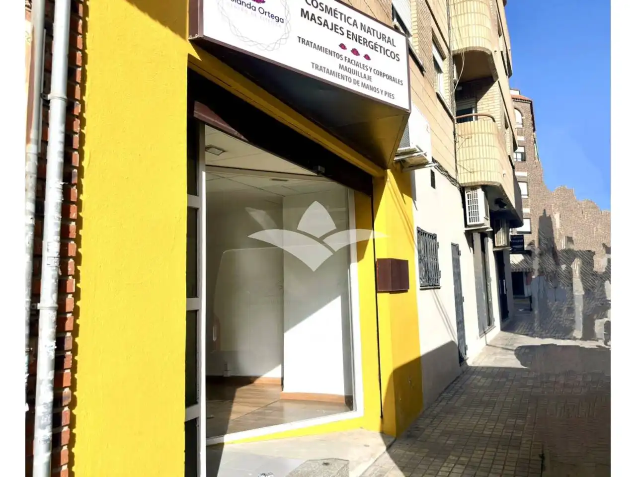 Local commercial à louer à Calle Rodrigo canto