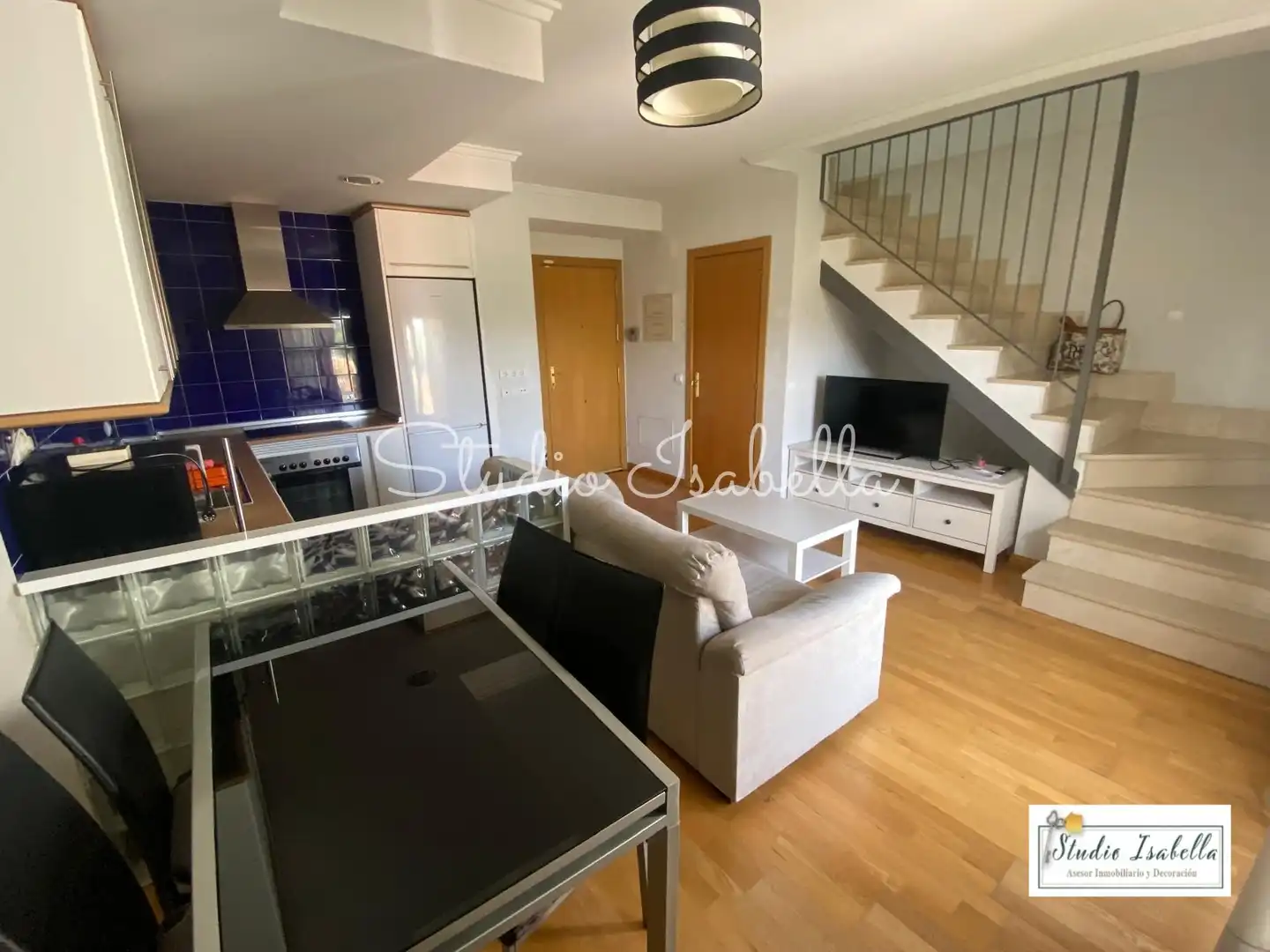 Sala de estar de Dúplex de alquiler en Toledo con Aire acondicionado, Calefacción y Amueblado