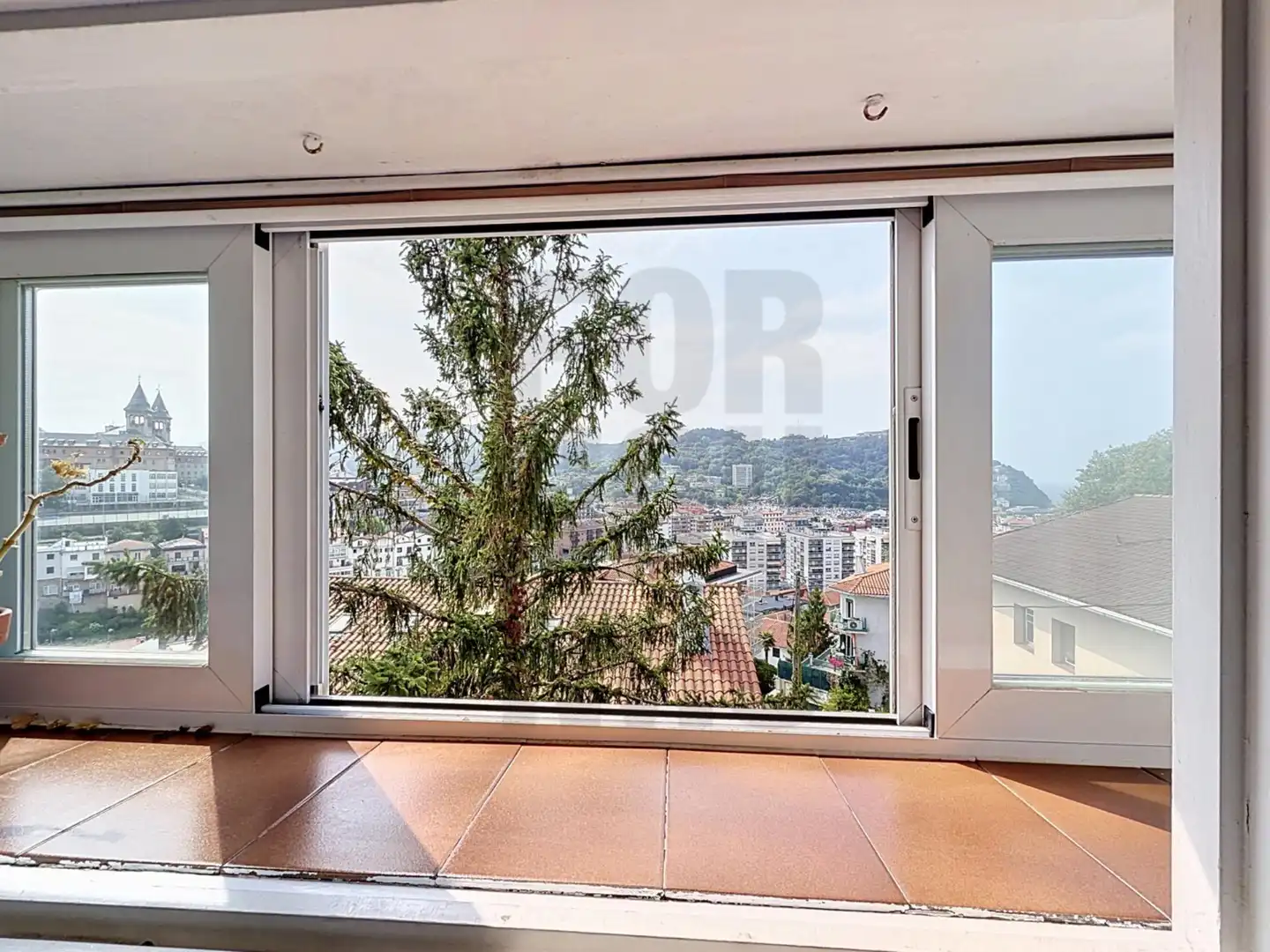 Terraza de Piso en venta en Donostia - San Sebastián  con Calefacción, Jardín privado y Balcón