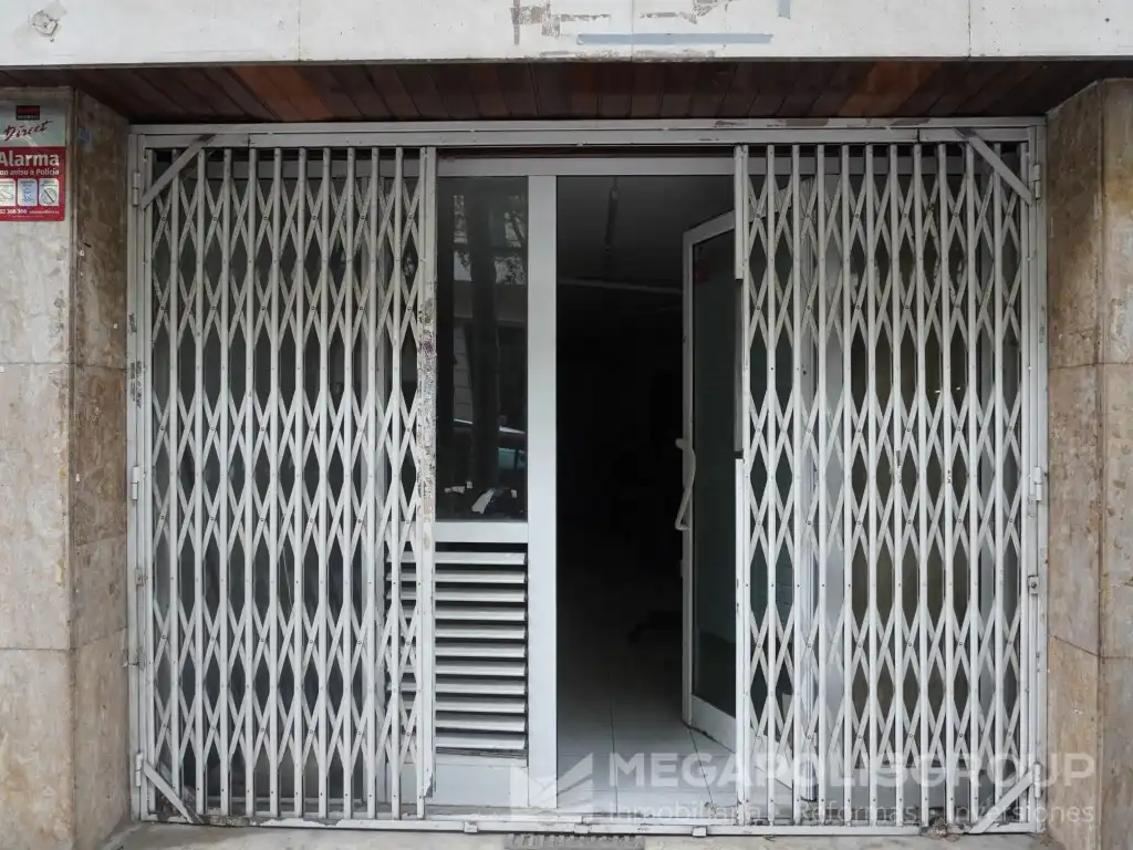 Terraza de Local en venta en Barcelona