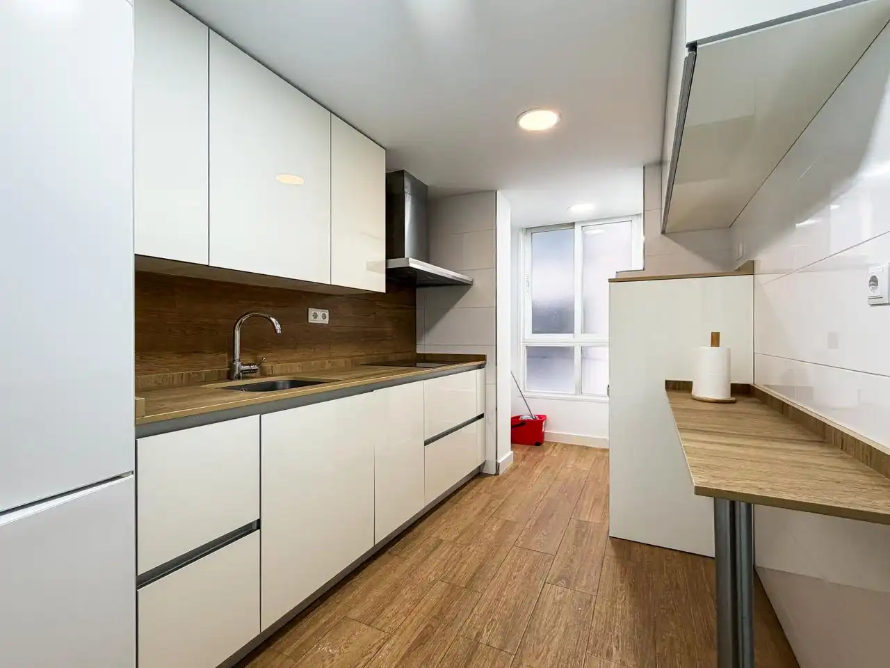 Küche von Wohnung zur Miete in Madrid mit Klimaanlage und Heizung