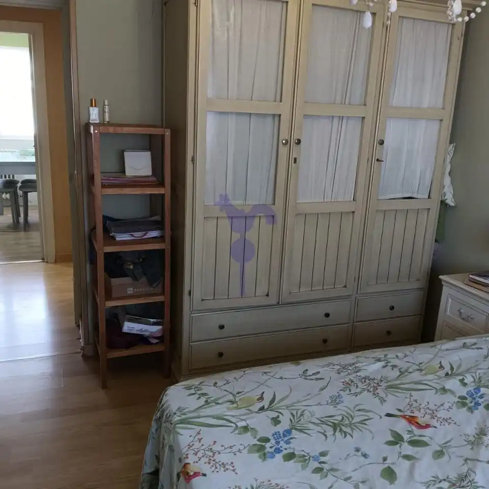 Habitación de Piso en venta en León Capital  con Calefacción, Parquet y Terraza