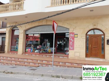 Locale commerciale in cessione a Calle Carnicería 22