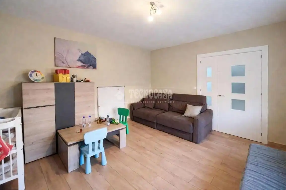 Living room of Detached homes for sale in Añover de Tajo  with Air Conditioner and Storage room