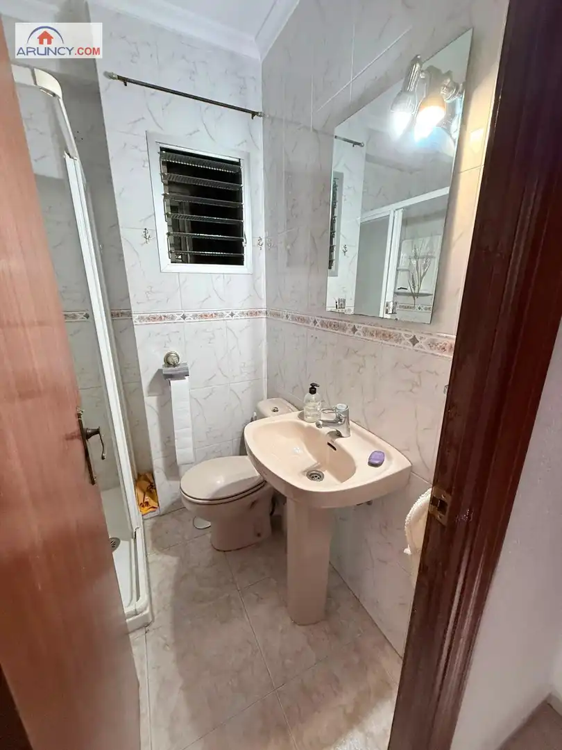 Baño de Piso de alquiler en Sevilla con Calefacción