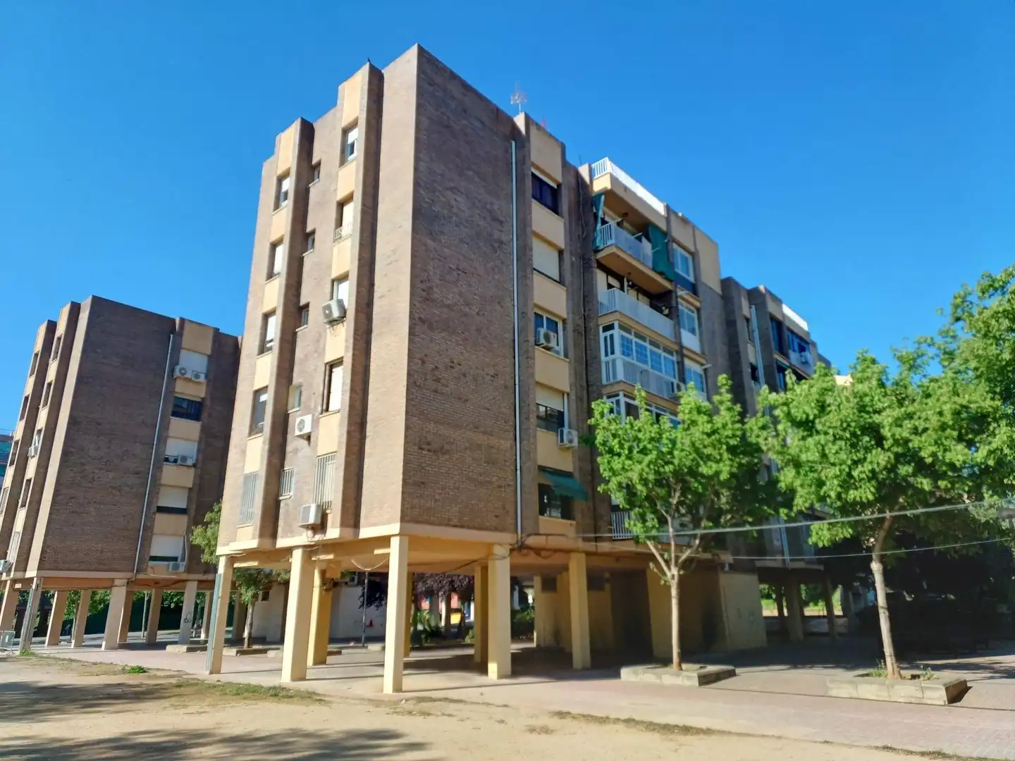 Exterior view of Flat for sale in Viladecans  with Balcony
