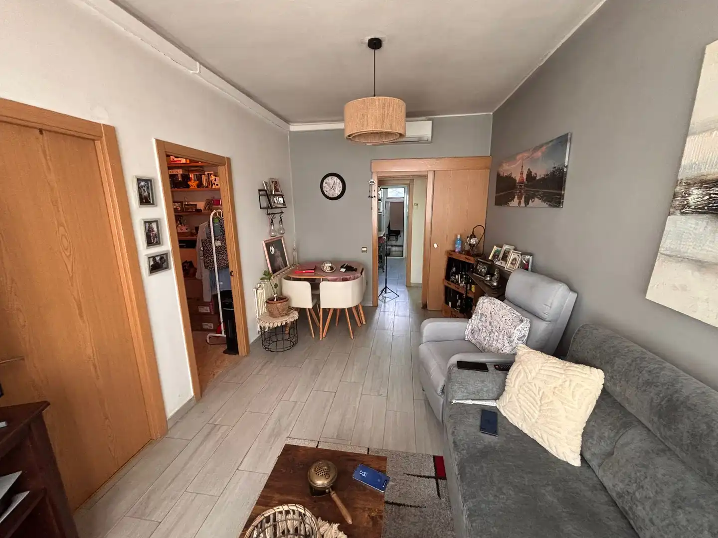 Wohnzimmer von Erdgeschoss zum Verkauf in Cornellà de Llobregat
