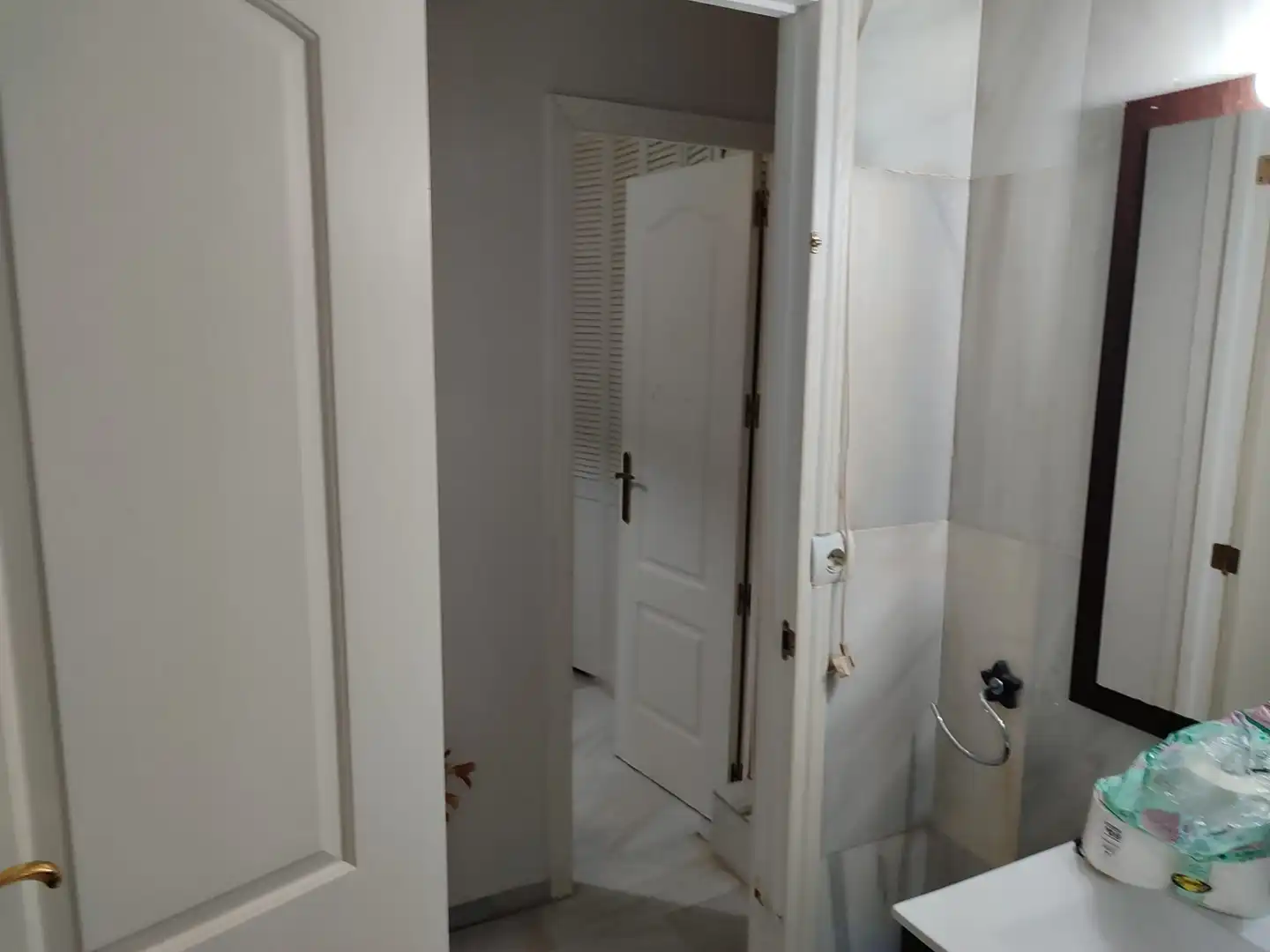 Bathroom of Duplexes for sale in Estepona  with Air Conditioner, Terrace and Community pool