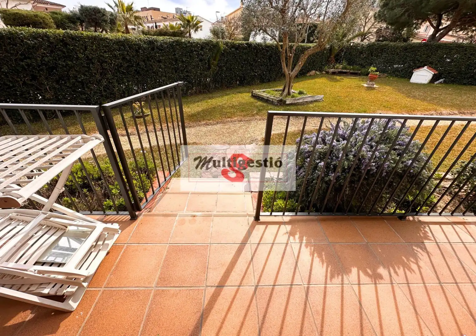 Terrasse von Erdgeschoss zum Verkauf in Calonge i Sant Antoni mit Heizung, Privatgarten und Terrasse