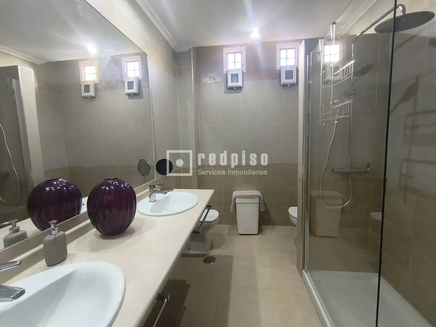 Baño de Piso de alquiler en Sevilla con Aire acondicionado, Terraza y Amueblado