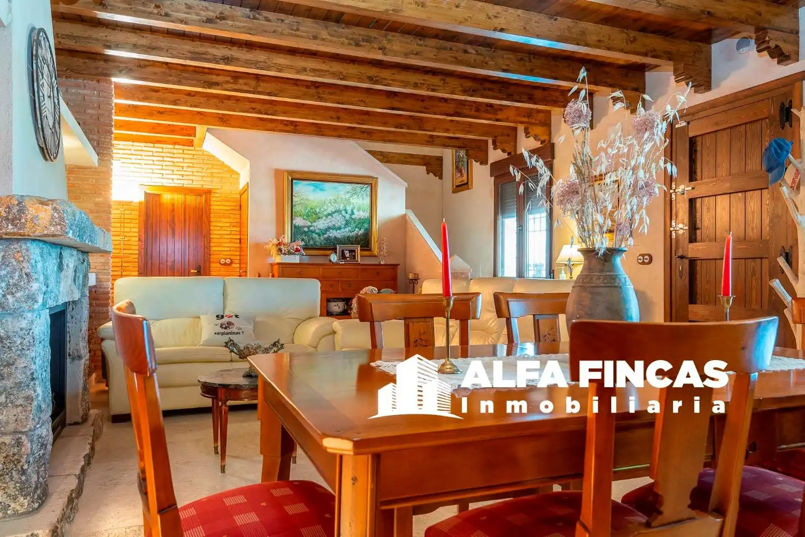 Vista exterior de Casa o chalet en venta en Vara de Rey con Calefacción, Terraza y Piscina