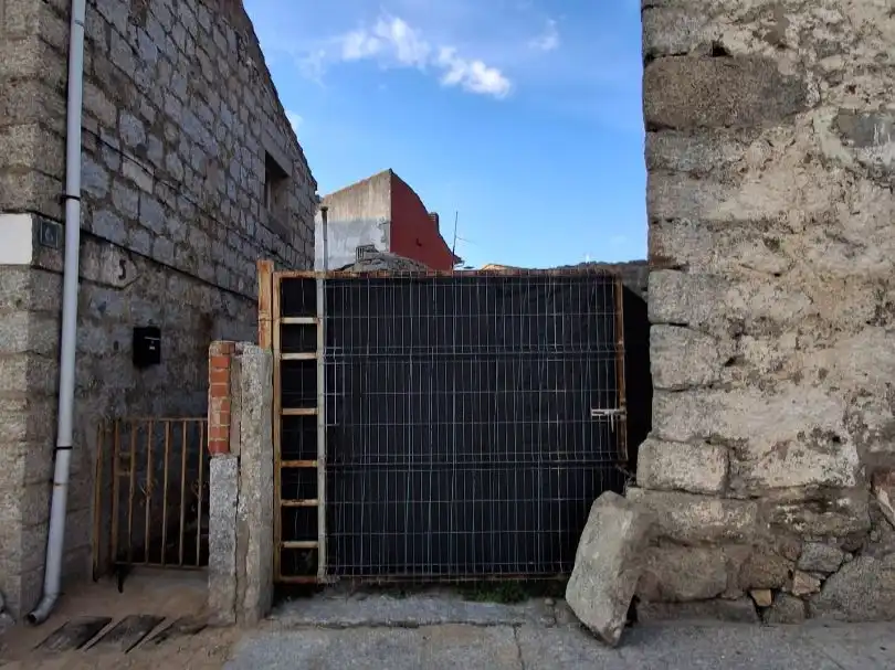 Exterior view of Land for sale in Zarzalejo, Madrid