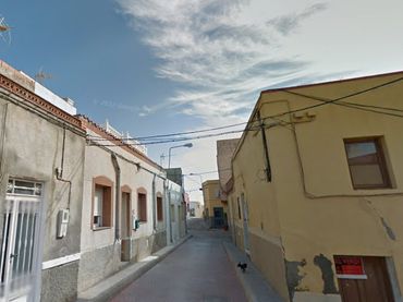House for sale in Calle Aire