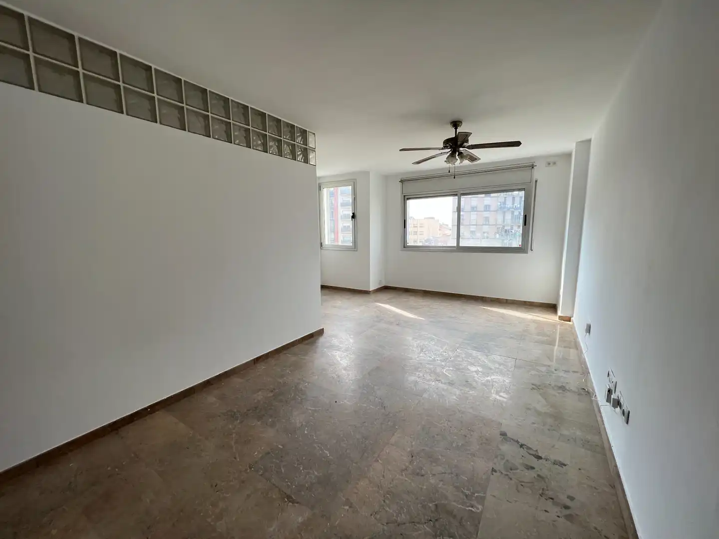 Sala de estar de Piso en venta en Sabadell