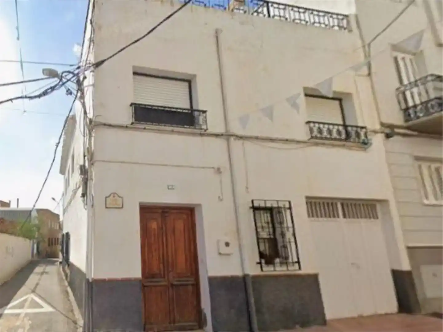 Vista exterior de Casa adosada en venda en Albox amb Traster i Balcó