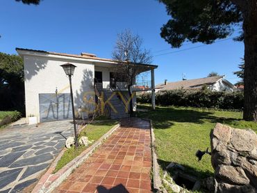 Xalet amb piscina en venda a Mojadillas - Parque de las Infantas - El Paraiso