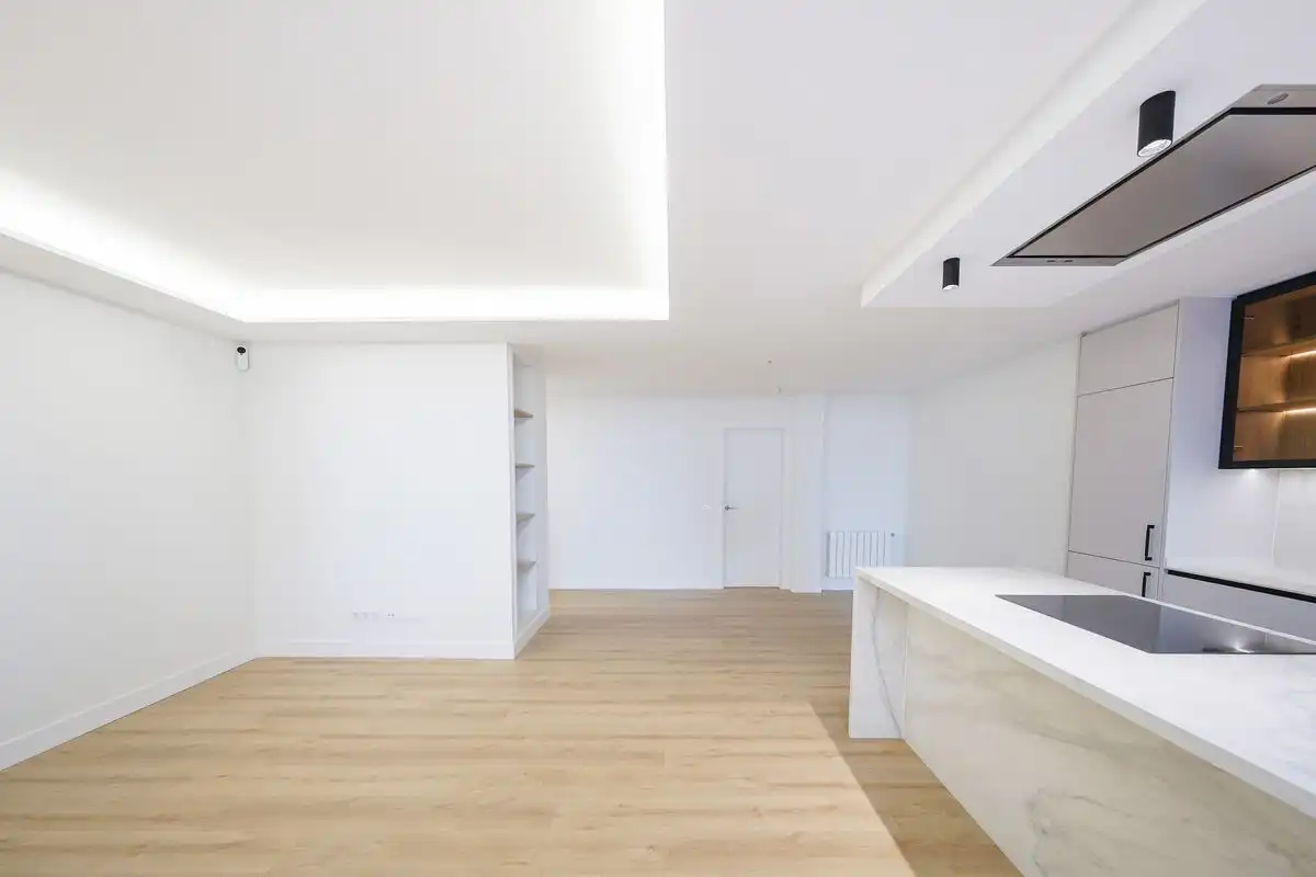 Cuina de Planta baixa en venda en Madrid amb Aire condicionat, Calefacció i Terrassa