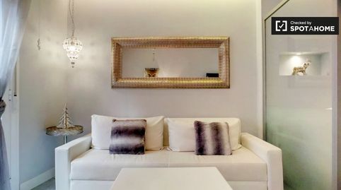 Foto 2 von Zimmer in Cortes - Huertas, Madrid Capital